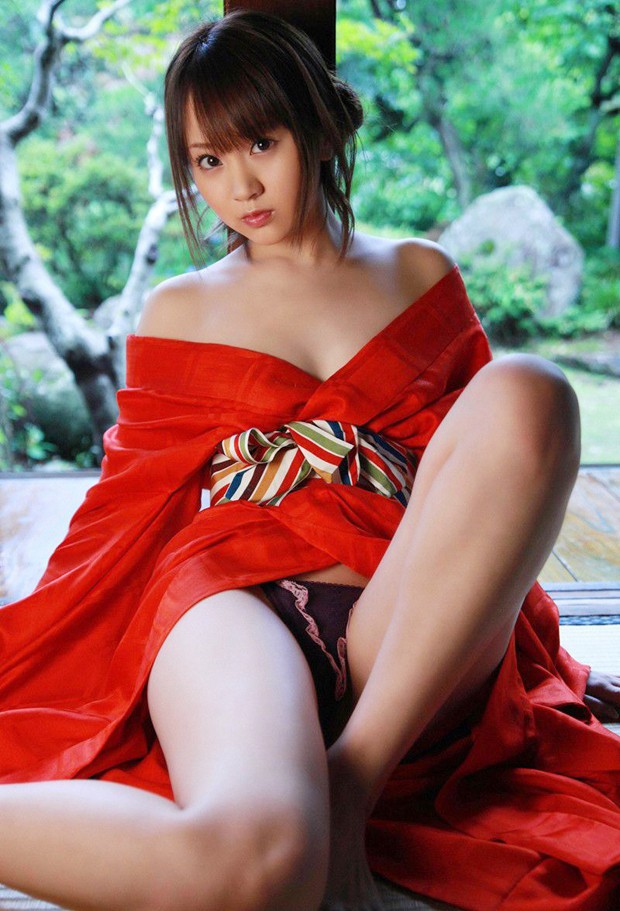 绝色性感女郎滨田翔子写真图片