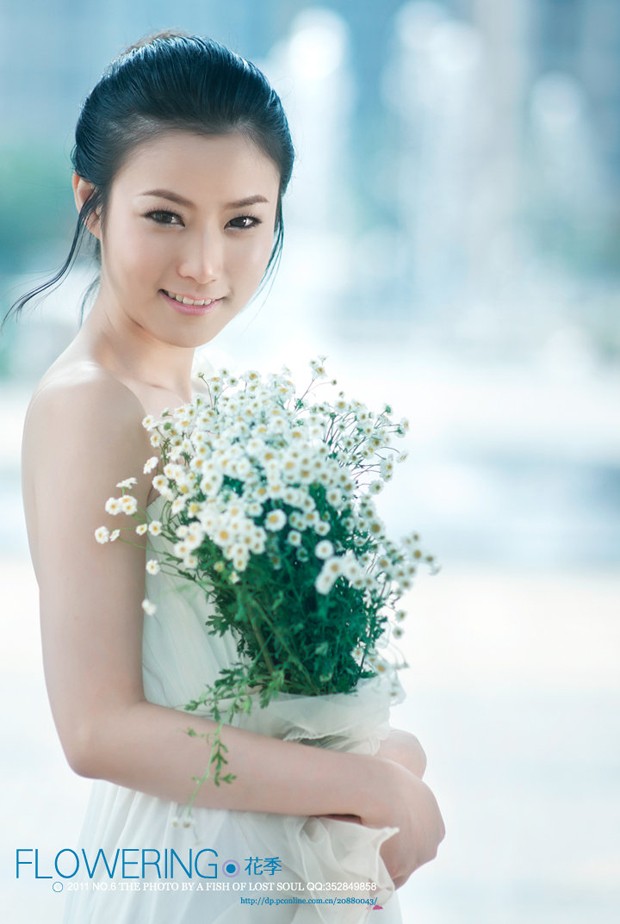 青春美少女五月花季写真大片